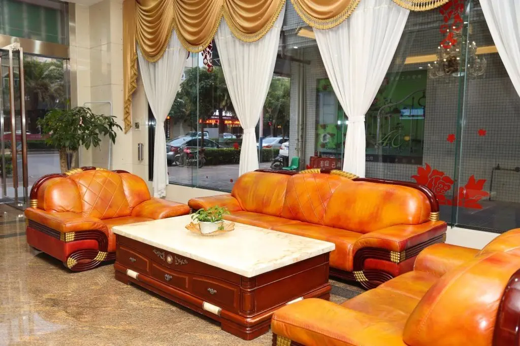 Янгиианг: PAI Hotels·Yangjiang Walmart Bus Terminal