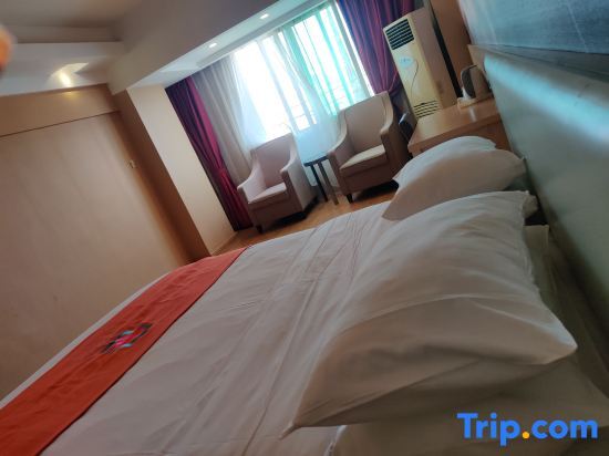 Цзюцзян: Pi · Hotel (Nanhu Branch Road, Jiujiang Railway Station)