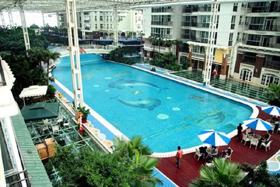 Шицзячжуан: Zmax Shijiazhuang Tangu East Street