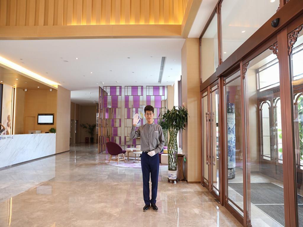 Lavande Hotels·Changchun High-tech Guigu Street — фото 1