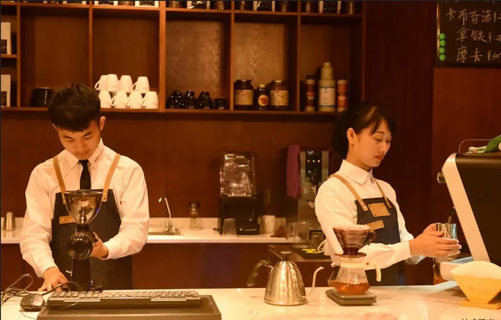Наньчун: James Joyce Coffetel·Nanchong Southern Government Center