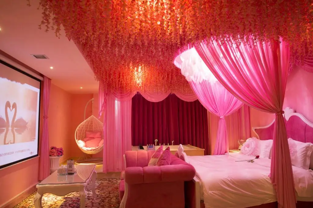 Шэньчжэнь: Swan of love Shenzhen Henggang Hotel