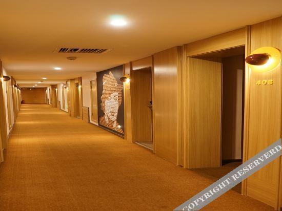 Цзяюйгуань: IU Hotel·Jiayuguan People's  Shopping Mall