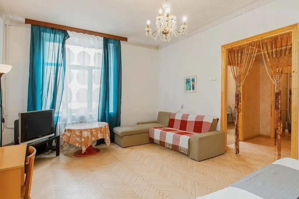 Санкт-Петербург: Visit Novocherkasskiy pr 25