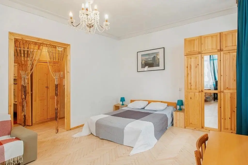Санкт-Петербург: Visit Novocherkasskiy pr 25