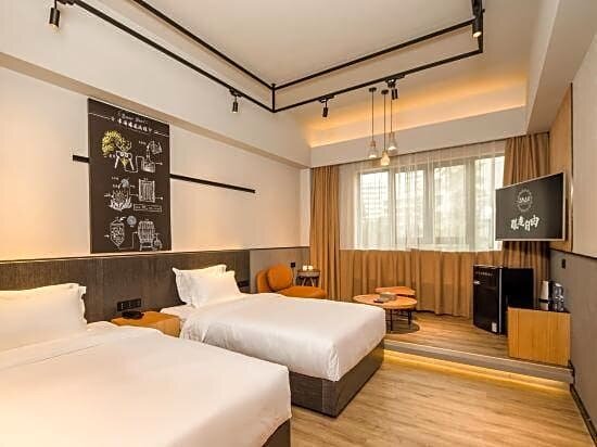 Чжухай: Zmax Hotel Zhuhai Gongbei Port Qinglv Road