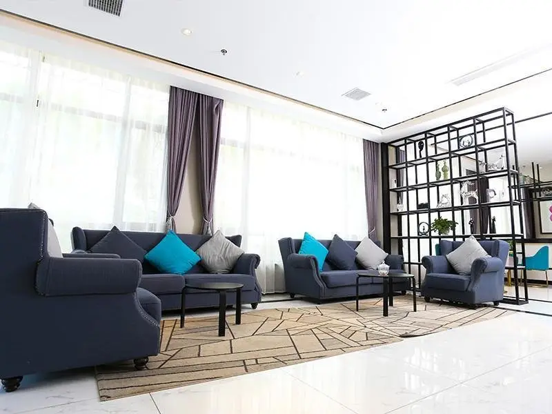 Цзинань: Xana Hotelle·Ji'nan Hi-tech Zone Century Avenue Tangye