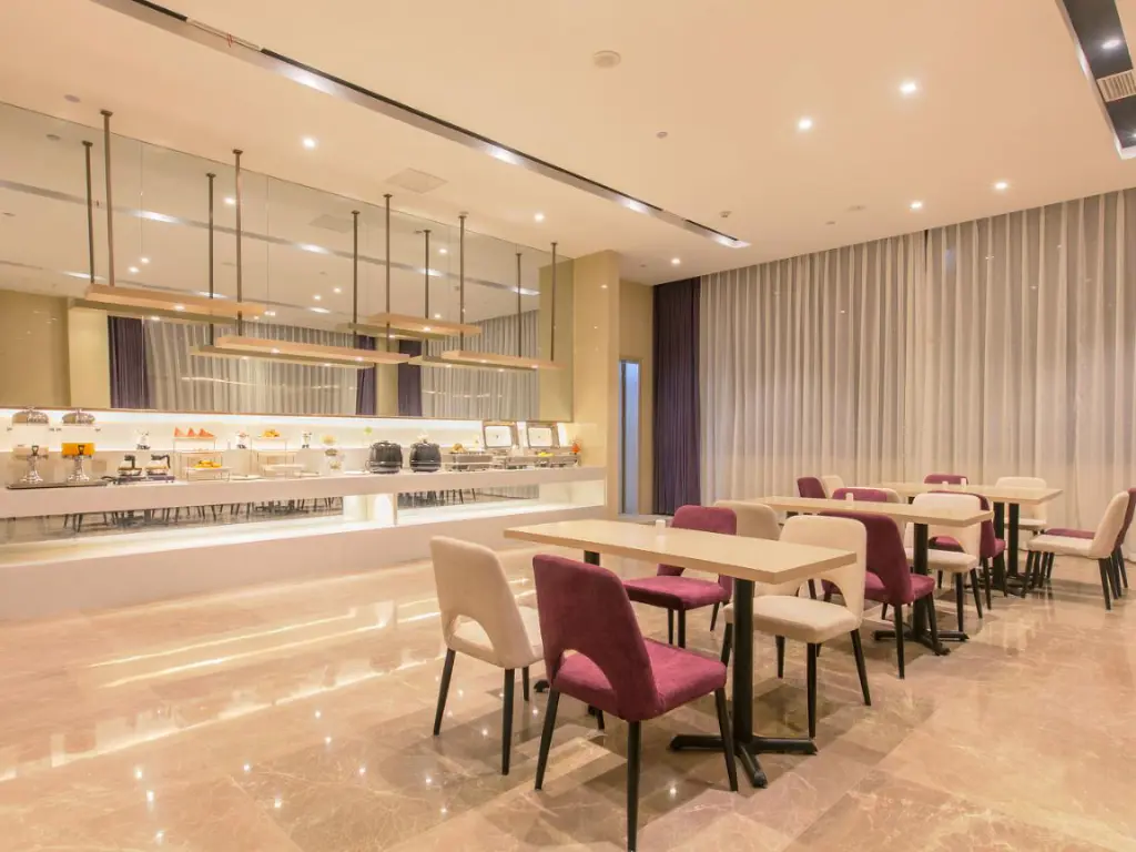 Хуанган: Lavande Hotel·Wuxue Kanjiang Avenue
