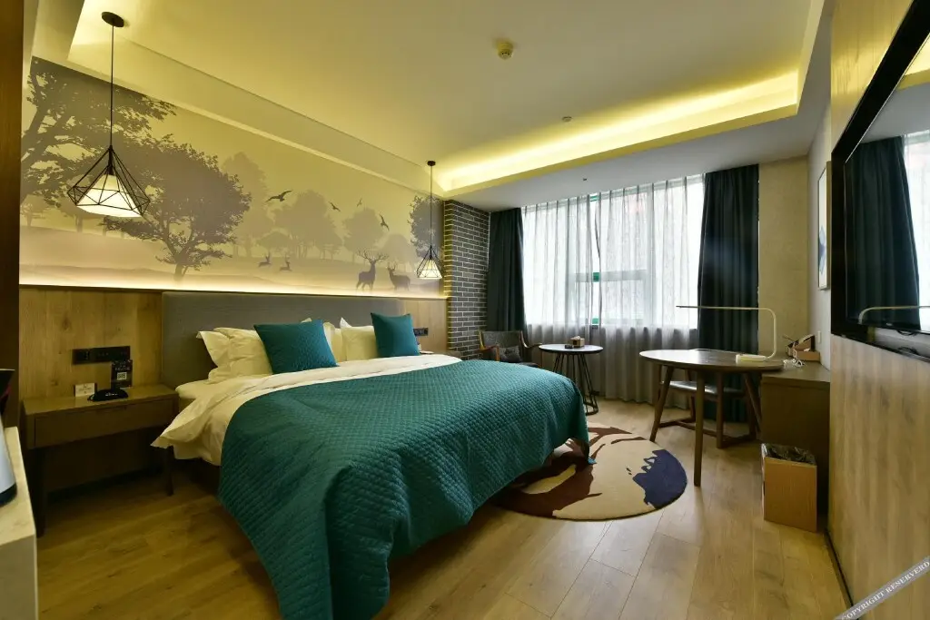Сиань: Mehood Lestie (Xi'an Jinye Road)