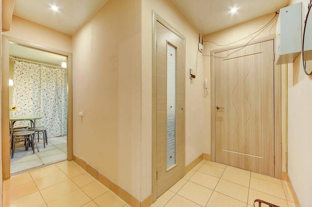 Санкт-Петербург: Apartamenti na Ladozhskoy
