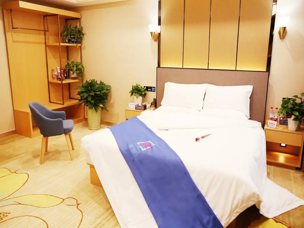 Чэнду: PAI Hotel·Chengdu Jintang Huaikou Huaizhou Avenue