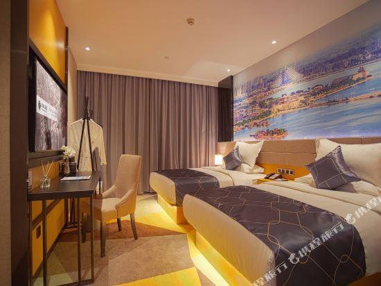 Лиаоченг: Chonpines Hotel·s Liaocheng City Centre Wuxing Department Store