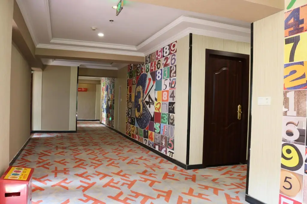 Чунцин: PAI Hotel·Chongqing Jiangbei Airport Changfu Road Light Rail Station