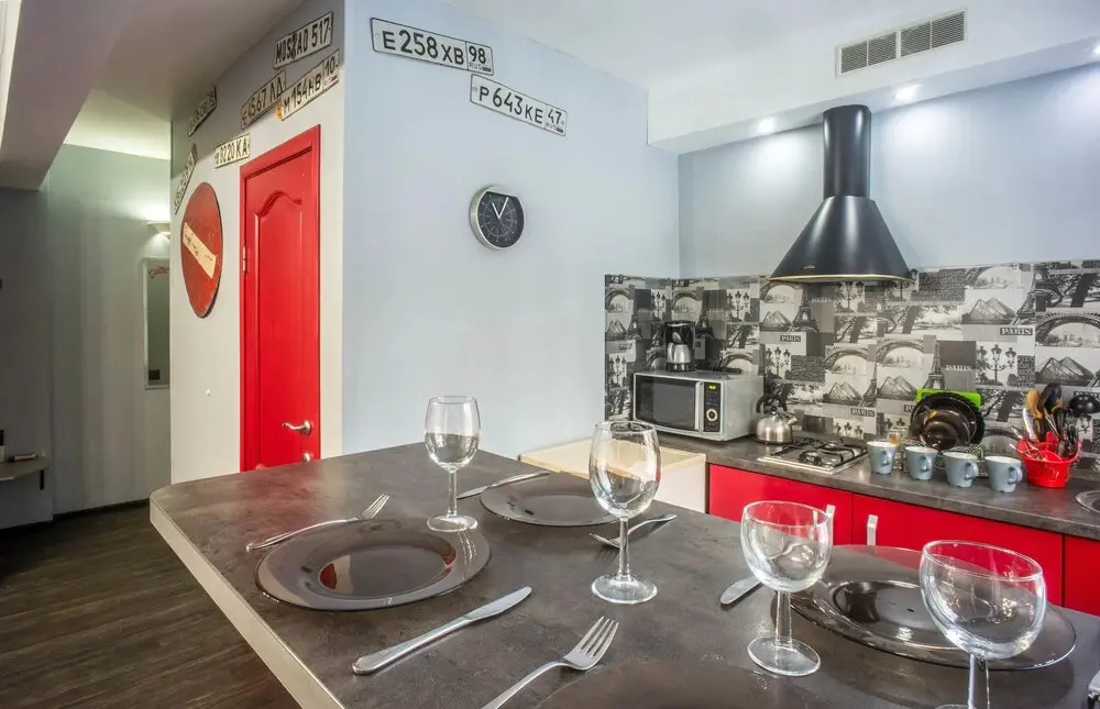 Санкт-Петербург: LOFT78 Red Doors 