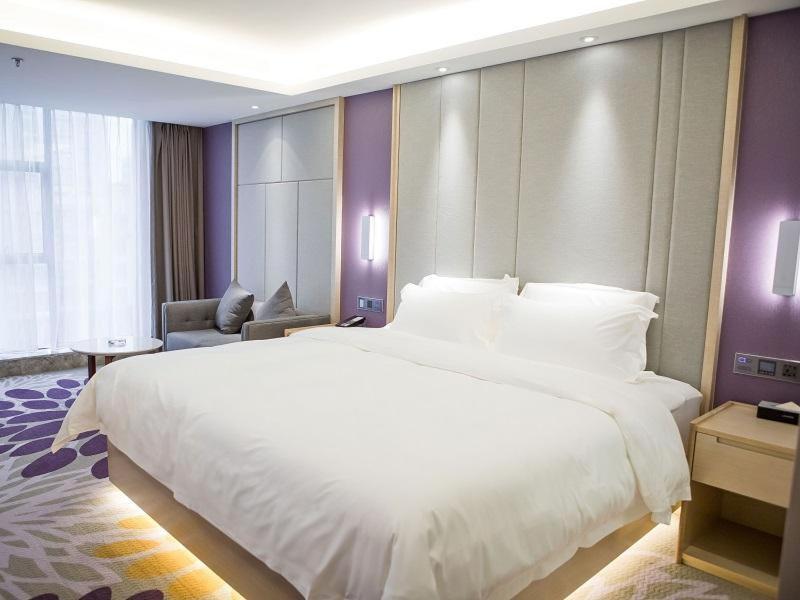 Шэньчжэнь: Lavande Hotel·Shenzhen Shajing Convention and Exhibition Center