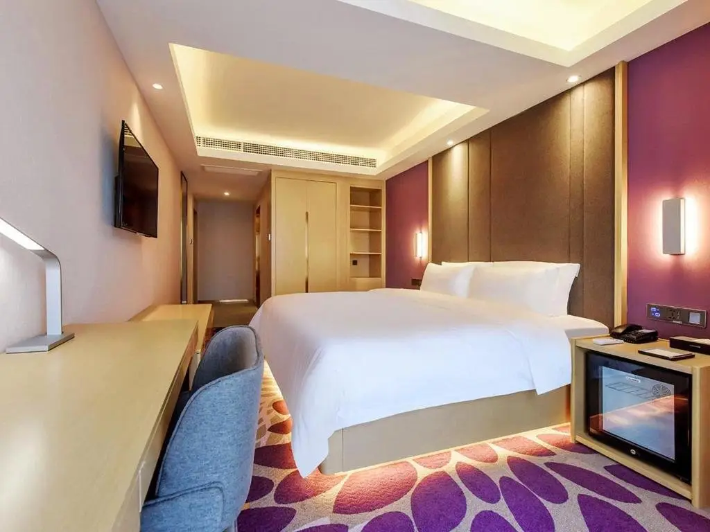 Lavande Hotel·Zhongqing Longtou Temple North Railway Station — фото 1