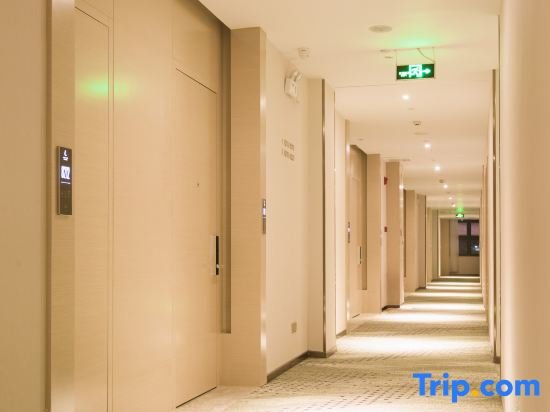 carousel image 2
