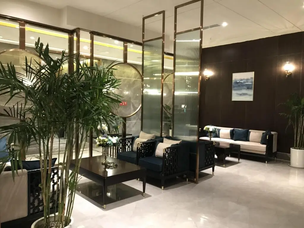 Мяньян: Lavande Hotel·Santai Chengbei Passenger Transport Center Binjiang Park