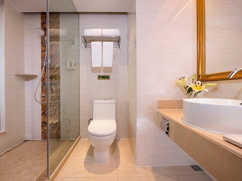 Цзиньюань: Vienna Hotel Guangdong Qingyuan Xincheng Beijiang