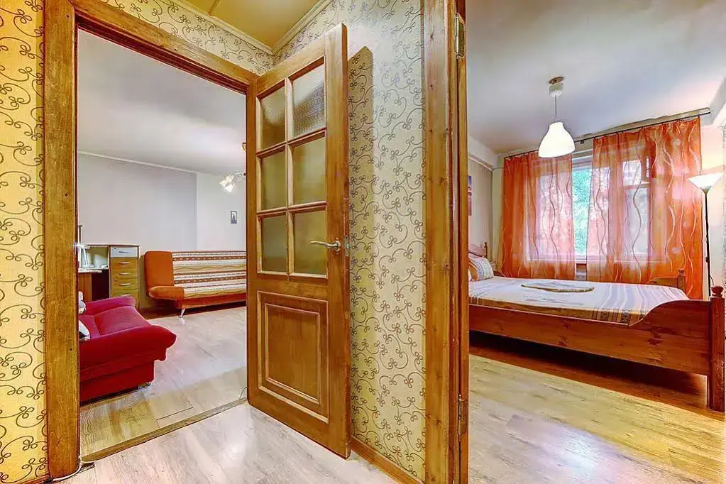 Санкт-Петербург: Apartment Ladozhskaya