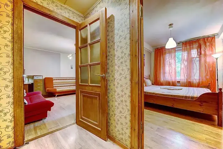 Санкт-Петербург: Apartment Ladozhskaya