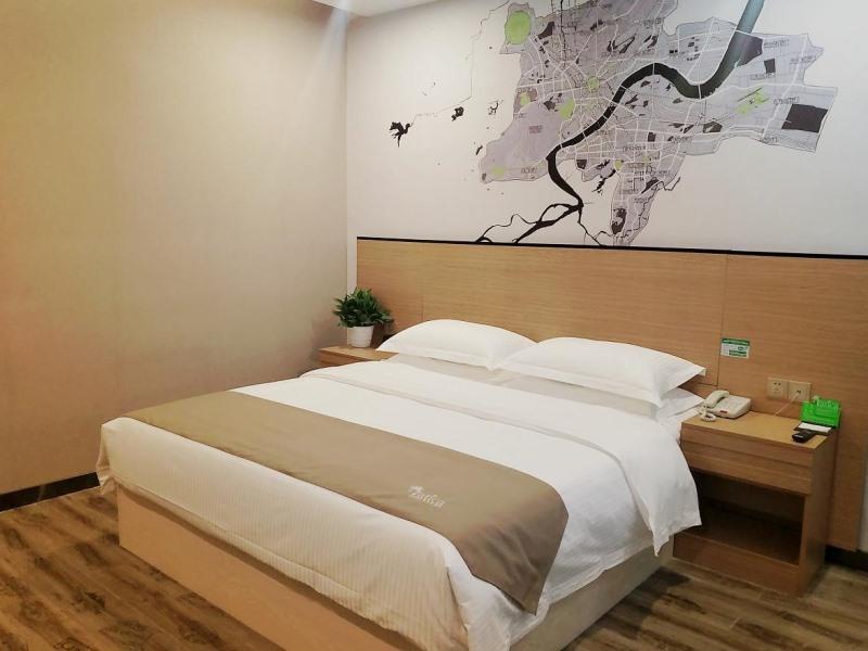Ханчжоу: Vatica Hangzhou Xiasha Media College Hotel