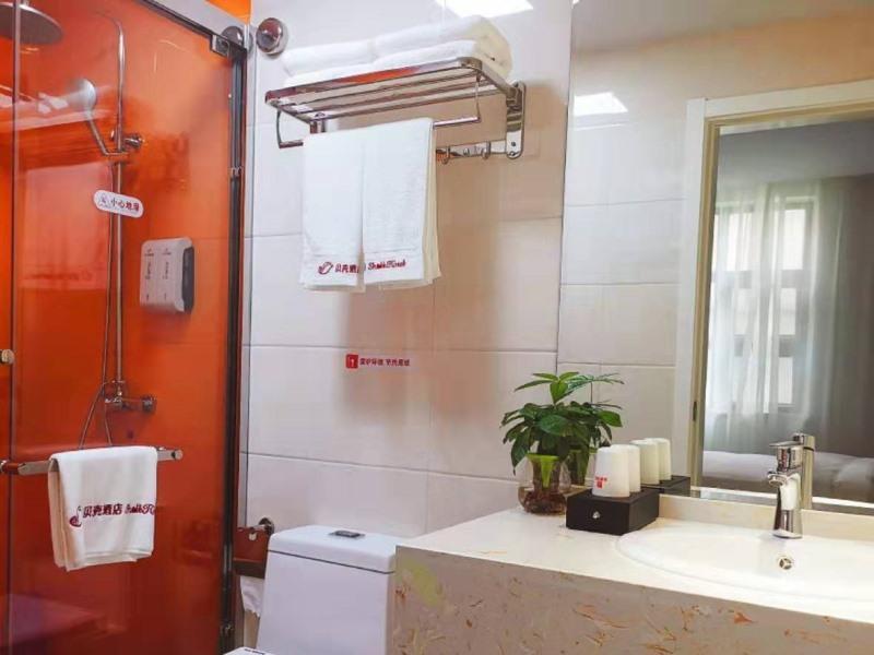 Хэфэй: Shell Hefei Yaohai Distrct Baida Zhougudui Daxing Road  Hotel