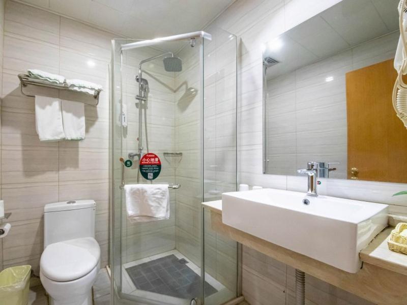 Янчжоу: GreenTree Inn Yangzhou Railway Station Jinzhankou