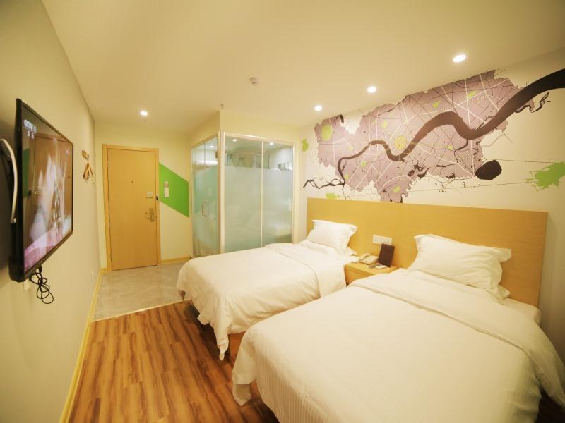 Циндао: Vatica Qingdao Jiaozhou Zhengzhou Road Commercial Center