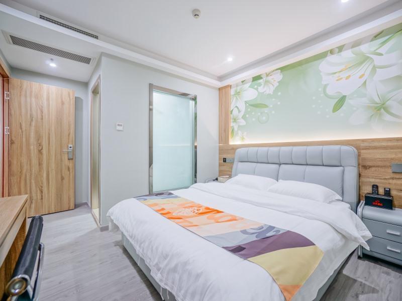 Нанкин: Shell Nanjing Yuanxi Road Getang metro station Hotel