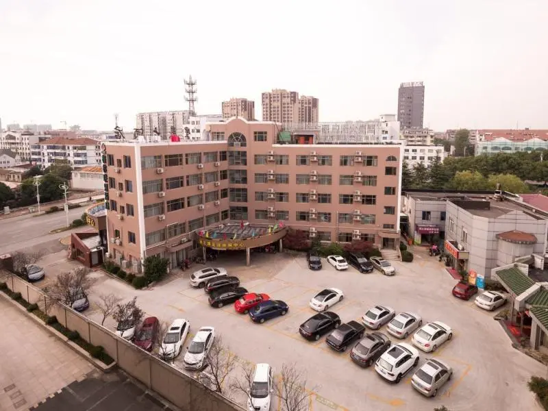 Шанхай: GreenTree Alliance SuZhou TaiCang City Taiping South Road Hotel