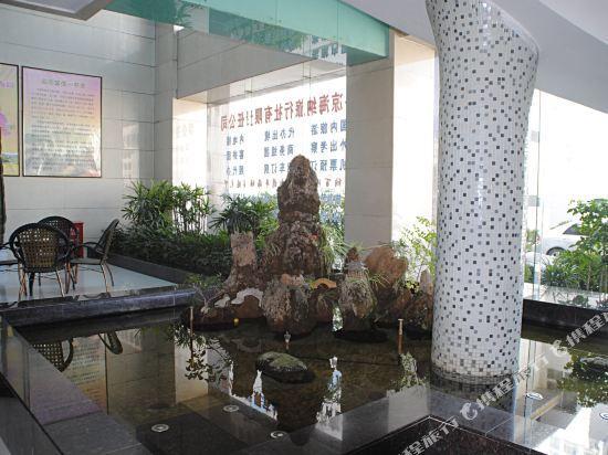 Пинлян: Huachen Hotel