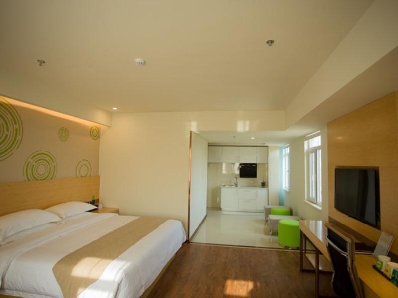 Цзинань: GreenTree Inn Jinan Tangye