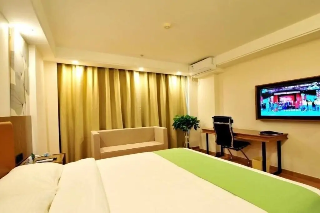 Хайкоу: GreenTree Inn Haikou City Wuzhishan Road