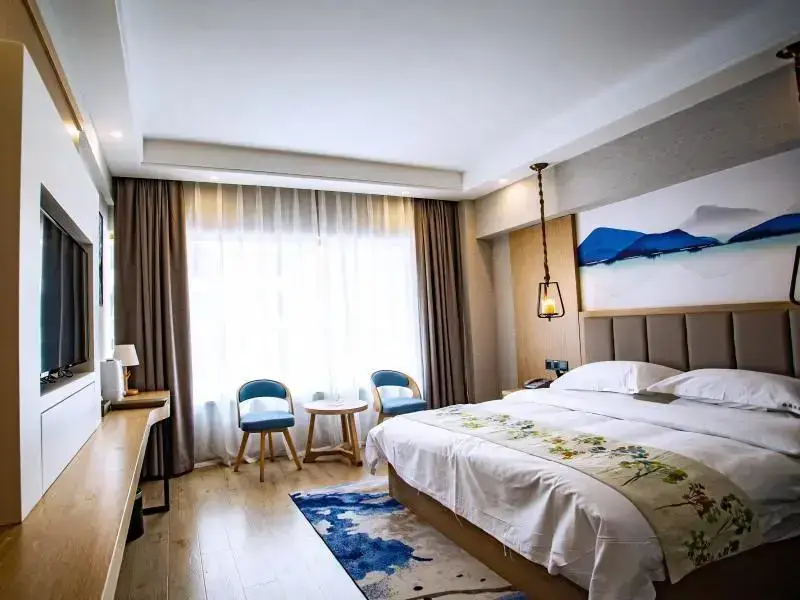 Дали: VX Dali Erhai Park Seascape Hotel
