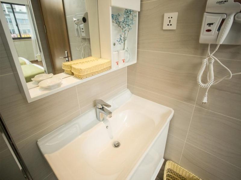 Чанчжоу: Shell Changzhou Yangrong City Hotel