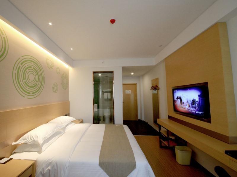 Чжэнчжоу: GreenTree Inn Zhengzhou Gongyi Xinxing Road