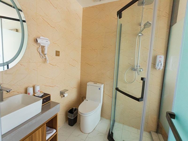 Чжэнчжоу: Shell Zhengzhou Zhongyuan Fota Hotel