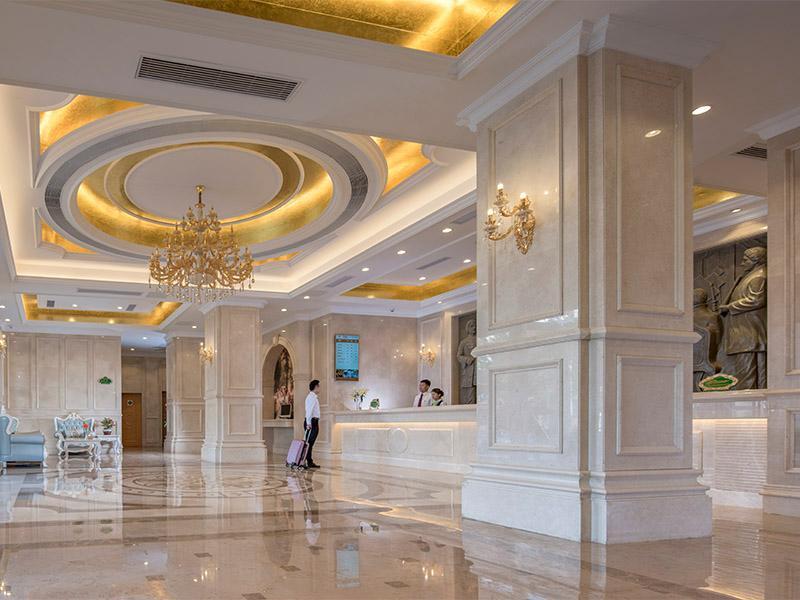 Шэньчжэнь: Vienna Hotel Shenzhen Shajing KingKey Banner Center
