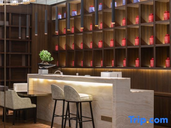 Дунъин: Echeng Hotel Dongying Kenli Destrict Government