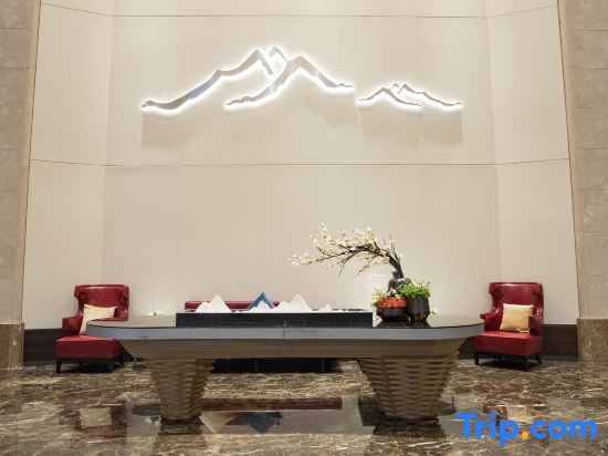Дунъин: Echeng Hotel Dongying Kenli Destrict Government