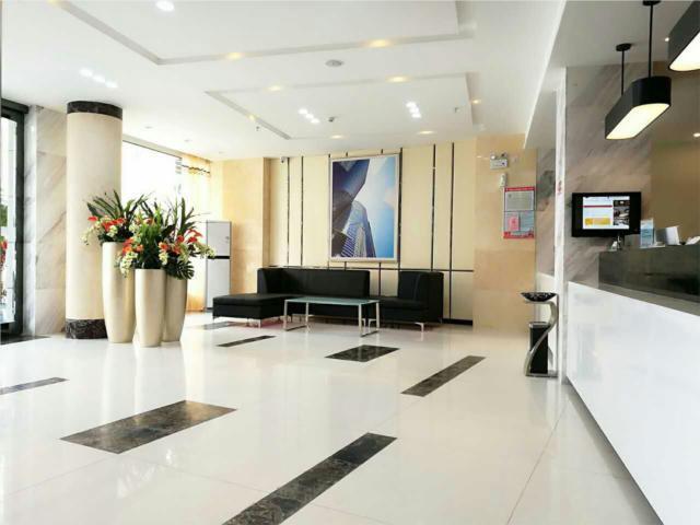 Хуанган: Jtour Inn Huanggang Wanda Plaza