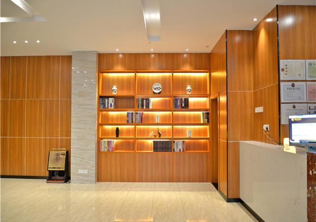Сяньнин: Jtour Inn Xianning Chibiyiqiao North