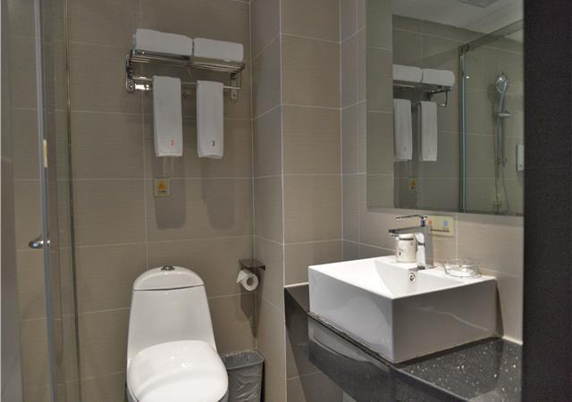 Сяньнин: Jtour Inn Xianning Chibiyiqiao North