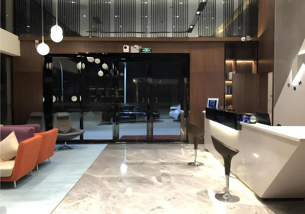 Сишань: Borrman Hotel Guiping Xishan Government Service Center