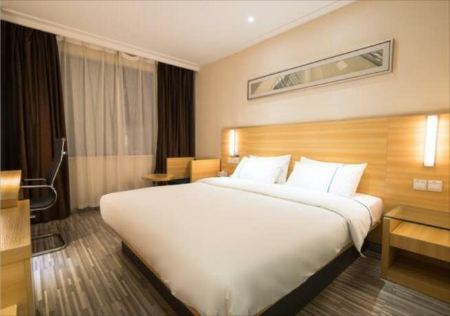 Ухань: City Comfort Inn Wuhan Happy Valley