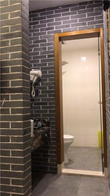 Шанхай: Jtour Inn Shanghai University