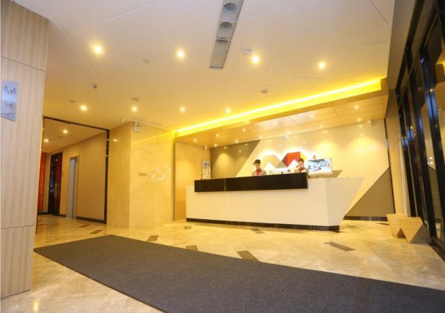 Чжунсян: Borrman Hotel Jingmen Zhongxiang Railway Station
