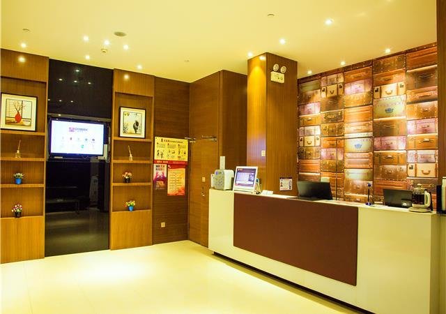 Учжоу: Jtour Inn Wuzhou Ligang Walking Street
