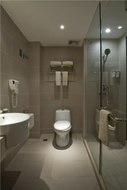Хуанган: Jtour Inn Huanggang Baota Park